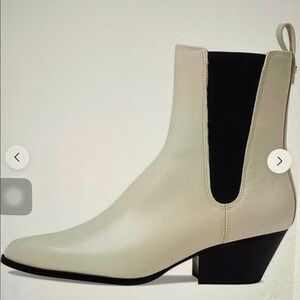 Michael Kors Cream Heeled Boots